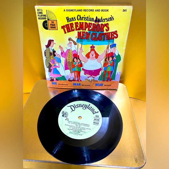 DISNEYLAND VTG 1970 THE EMPERORS NEW CLOTHES VINYL RECORD & READ ALONG STORYBOOK - Picture 2 of 15